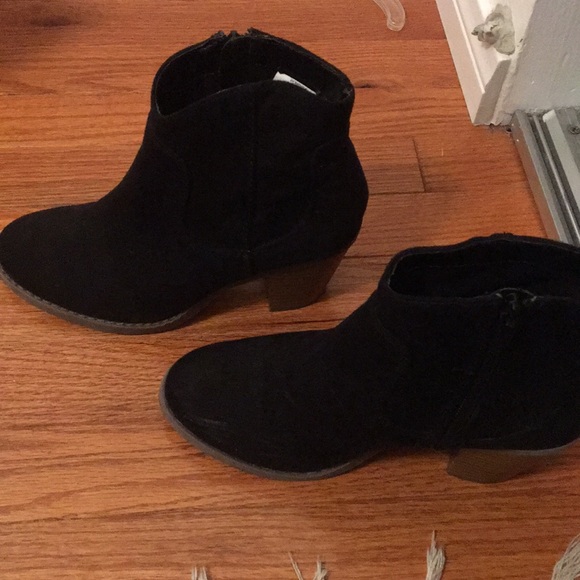 Black suede boots - Picture 3 of 3